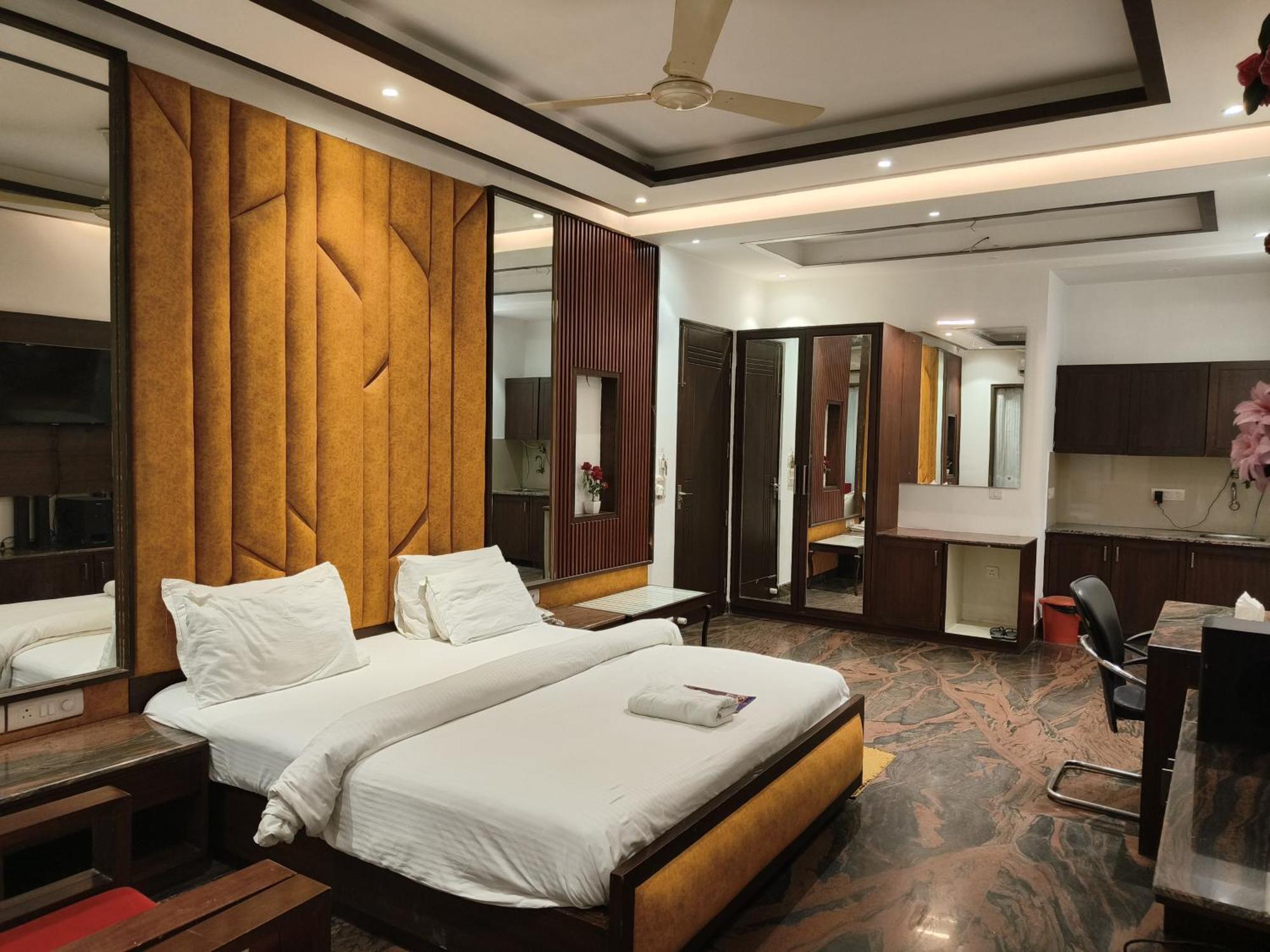 Jjk Rukmini Vilas Hotel & Banquet Muzaffarpur Exterior photo